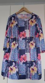 shirt met bloemen maat 56, Ophalen of Verzenden, Zo goed als nieuw, Overige kleuren, Shirt of Top