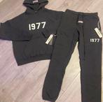 Essentials trainingspak maat M en L beschikbaar, Kleding | Dames, Ophalen of Verzenden, Zo goed als nieuw