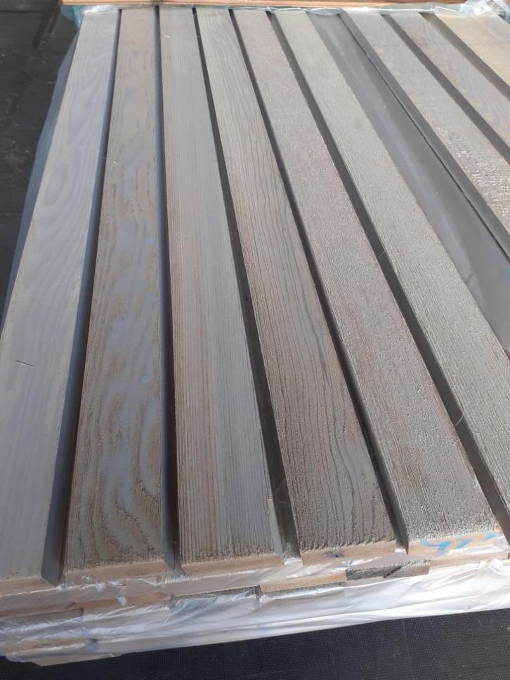 Partij 22m2 Western Red Cedar gevelbekleding - Zilvergrijs, Tuin en Terras, Palen, Balken en Planken, Nieuw, Planken, 250 cm of meer