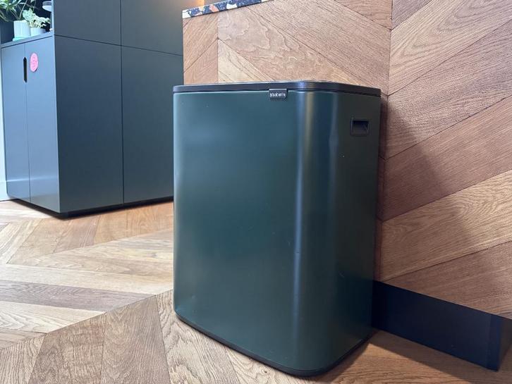 Brabantia Bo touch Bin 2x 30L - Pine Green, Huis en Inrichting, Woonaccessoires | Prullenbakken, Gebruikt, Metaal, 50 tot 75 cm