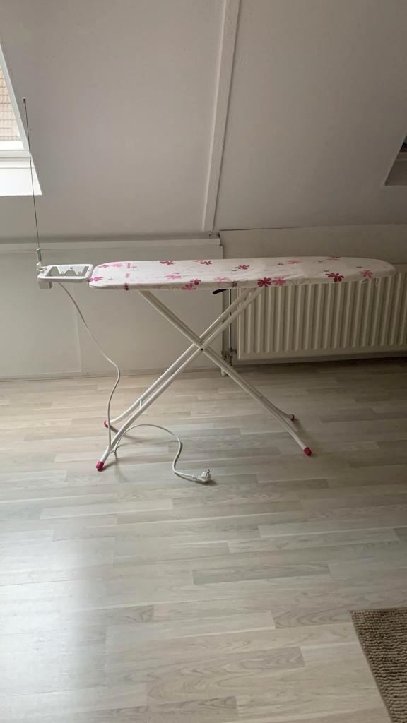 Strijkplank, Witgoed en Apparatuur, Strijkijzers en Strijkplanken, Zo goed als nieuw, Strijkijzer met snoer, Ophalen