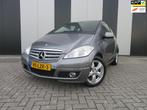 Mercedes-Benz A-klasse 160 BlueEFFICIENCY Business Class Ava, Auto's, Mercedes-Benz, Voorwielaandrijving, Euro 5, Zwart, Leder en Stof