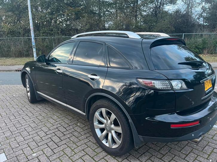 Infiniti fx35 2007 4WD 3.5 liter V6 280pk, Auto's, Nissan, Particulier, 4x4, ABS, Achteruitrijcamera, Airbags, Airconditioning