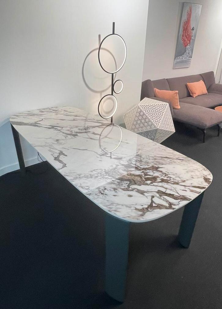 Leolux Tico eettafel NIEUW, Huis en Inrichting, Tafels | Eettafels, Nieuw, 50 tot 100 cm, 200 cm of meer, Rechthoekig, Ophalen