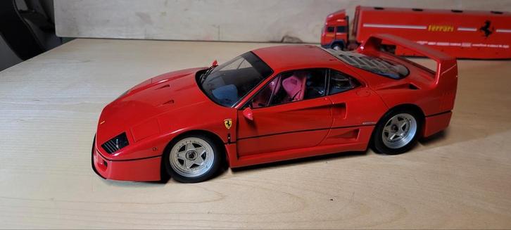 Kyosho Ferrari F40, Hobby en Vrije tijd, Modelauto's | 1:5 tot 1:12, Zo goed als nieuw, Auto, 1:9 t/m 1:12, Ophalen of Verzenden