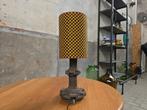 Brutalistische Jaren 70 Tafel Lamp | Nieuwe Vlisco Kap Geel, Huis en Inrichting, Gebruikt, 50 tot 75 cm, Ophalen of Verzenden