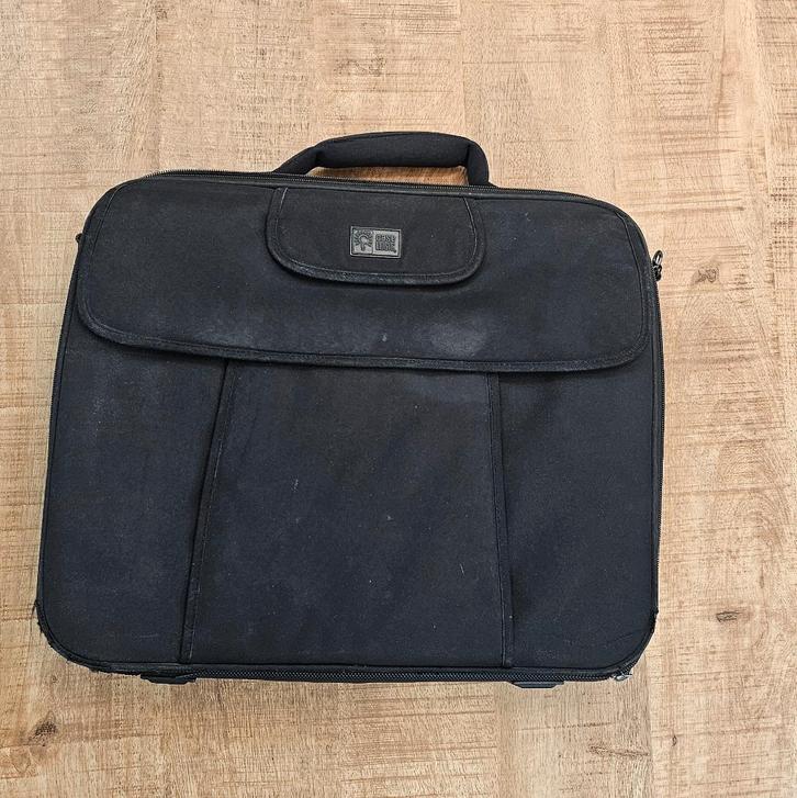 Case Logic Laptoptas 19" inch Laptoptas – Zwart, Computers en Software, Laptoptassen, Gebruikt, Schoudertas, 17 inch of meer, Ophalen of Verzenden
