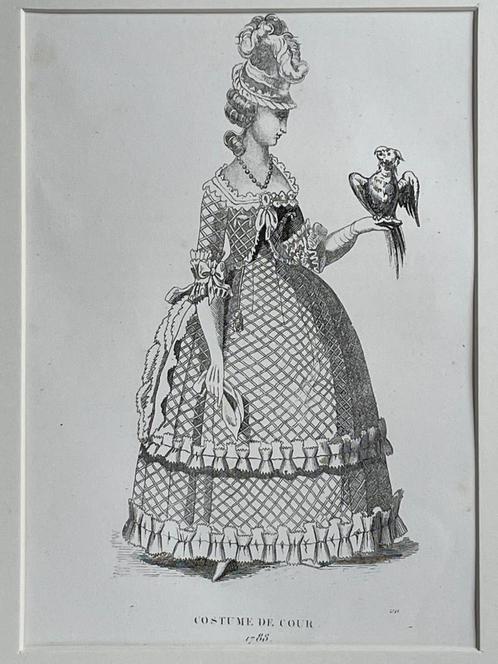 1852 Oud kostuum / Franse tekst - In leuke lijst UNIEK, Antiek en Kunst, Kunst | Etsen en Gravures, Ophalen of Verzenden