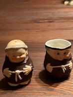 Goebel Monnik Zout en Peper Strooiers - Beschadigd, Ophalen of Verzenden, Gebruikt, Overige materialen, Los bestek