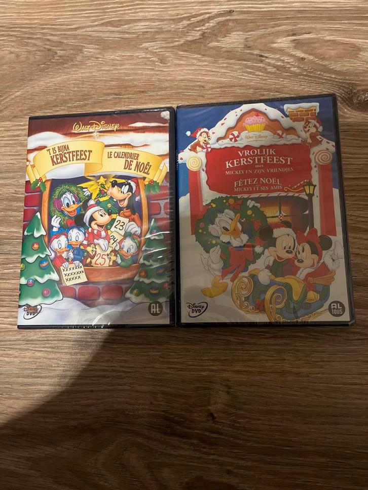 Disney Kerst DVD - 'T is bijna Kerstfeest & Vrolijk Kerstfee, Cd's en Dvd's, Dvd's | Kinderen en Jeugd, Zo goed als nieuw, Film