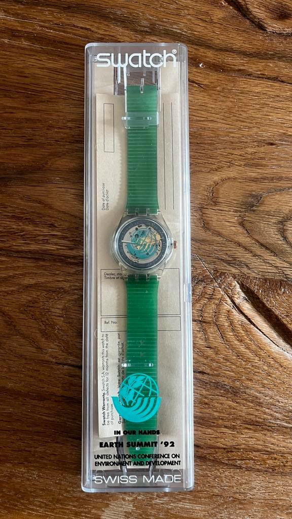 Nieuw! Swatch earth summit 1992 collectors item, Sieraden, Tassen en Uiterlijk, Horloges | Heren, Nieuw, Polshorloge, Swatch, Kunststof