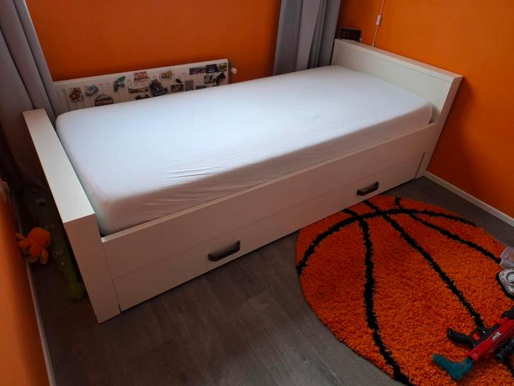 Kidsmill Brent Lodge Bed 90x200 met lade, Kinderen en Baby's, Kinderkamer | Bedden, Zo goed als nieuw, 180 cm of meer, 85 tot 100 cm
