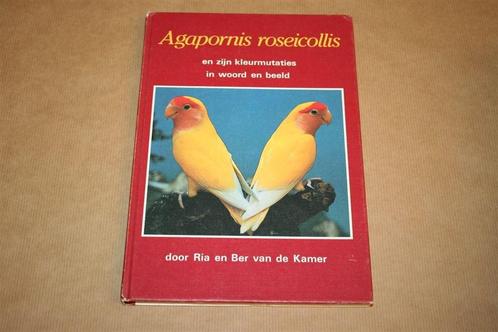 Agapornis roseicollis en zijn kleurmutaties in woord en beel, Boeken, Dieren en Huisdieren, Gelezen, Ophalen of Verzenden