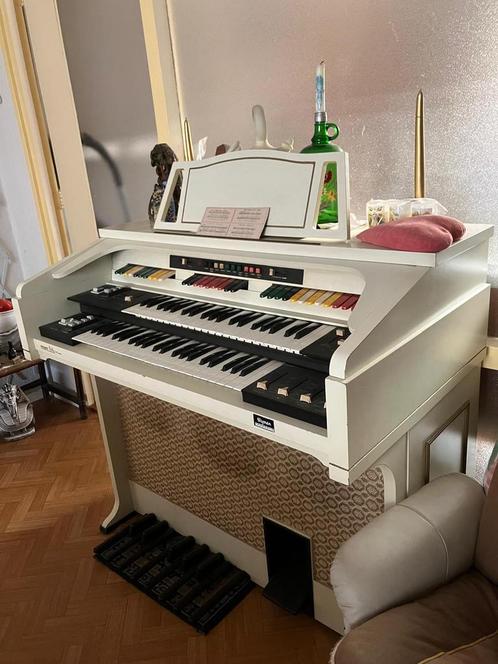 Klassiek elektronisch orgel, Eminent Theatre 310 Unique,, Muziek en Instrumenten, Orgels, Gebruikt, Orgel, 2 klavieren, Ophalen