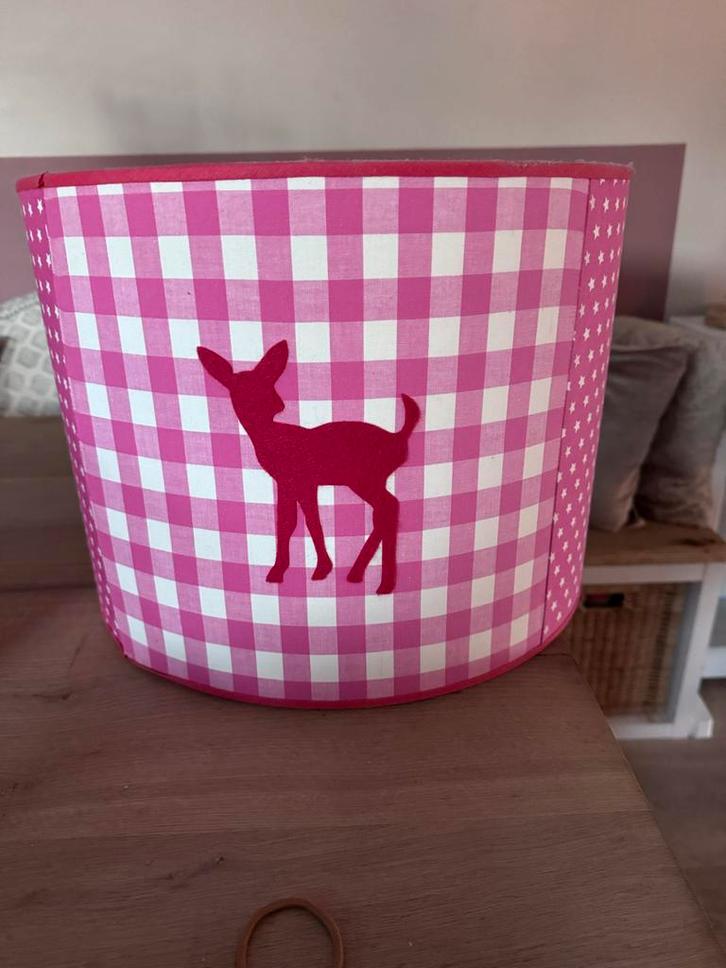 Lampenkap Kinderkamer Hert Roze-Wit, Huis en Inrichting, Lampen | Lampenkappen, Zo goed als nieuw, Minder dan 25 cm, Rond, Wit
