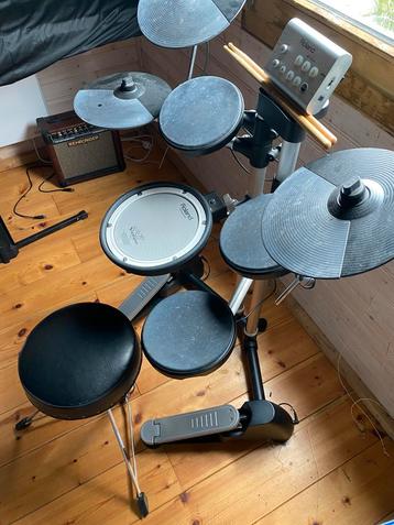 Roland v-drums virtual drums kit beschikbaar voor biedingen
