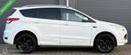 Ford Kuga 1.5 Titanium 4WD ST-line Bi-xenon/LED/Camera/Leder, Automaat, 4 cilinders, 1586 kg, Wit
