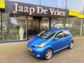 Toyota Aygo 1.0-12V Dynamic Blue beschikbaar voor biedingen