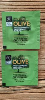 Pure Olive face cream uit Griekenland samen 1,00 euro, Ophalen of Verzenden, Nieuw, Gehele gezicht, Verzorging