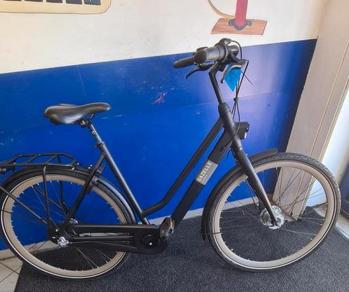 Gazelle 3 versnellingen handremmen 3maanden oud, Fietsen en Brommers, Fietsen | Dames | Damesfietsen, Zo goed als nieuw, Gazelle