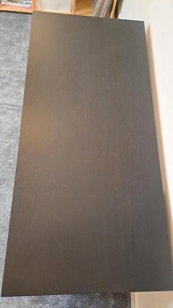 Zwarte Ikea Malm bureau - zo goed als nieuw! - afbeelding 4