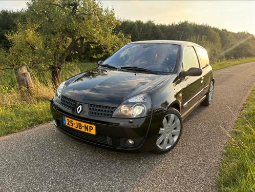 Renault Clio 2.0 16V RS ‘02 – APK 06-2026 – Liefhebbersauto!, Auto's, Renault, Particulier, Clio, ABS, Airbags, Airconditioning