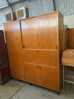 Vintage kledingkast, Huis en Inrichting, Ophalen, Gebruikt, Met hangruimte, 150 tot 200 cm