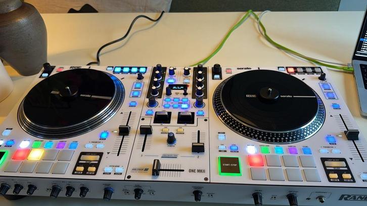 Rane one mk2 met softcase, Muziek en Instrumenten, Dj-sets en Draaitafels, Zo goed als nieuw, Overige merken, Ophalen