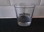 JACK DANIELS whisky glas met ZWARTE LOGO, Verzamelen, Glas en Borrelglaasjes, Ophalen of Verzenden, Borrel- of Shotglas, Zo goed als nieuw