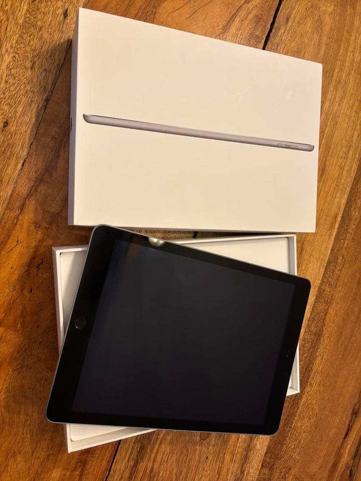 Apple iPad, Computers en Software, Apple iPads, Overige modellen, 10 inch, 32 GB, Grijs, Ophalen of Verzenden