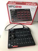 Akai MPD 218, Muziek en Instrumenten, Midi-apparatuur, Ophalen of Verzenden, Zo goed als nieuw