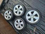 4 bijna nieuwe banden met 17 inch Toyota velgen – 215/45/R17, Auto diversen, Wieldoppen, Ophalen, Zo goed als nieuw
