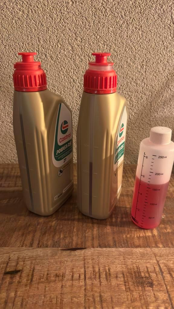 Castrol Power RS | 2 takt olie, Motoren, Accessoires | Onderhoudsmiddelen, Ophalen of Verzenden