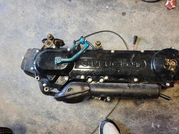 Peugeot fox blok zonder uitlaat, carburateur, schokbreker! beschikbaar voor biedingen