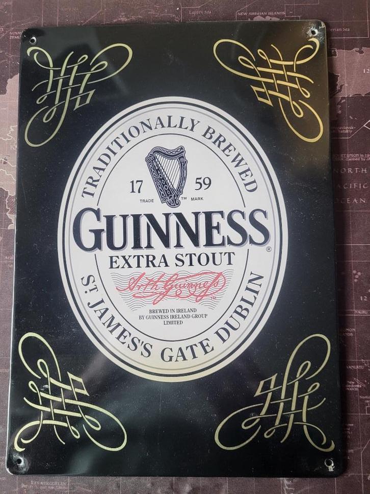 GUINNESS BEER - 189 - FRAAIE PLAAT  " EXTRA STOUT "., Verzamelen, Biermerken, Nieuw, Reclamebord, Plaat of Schild, Overige merken
