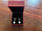 Gouden oorbellen met parel, Hangers, Ophalen of Verzenden, Zo goed als nieuw, Goud