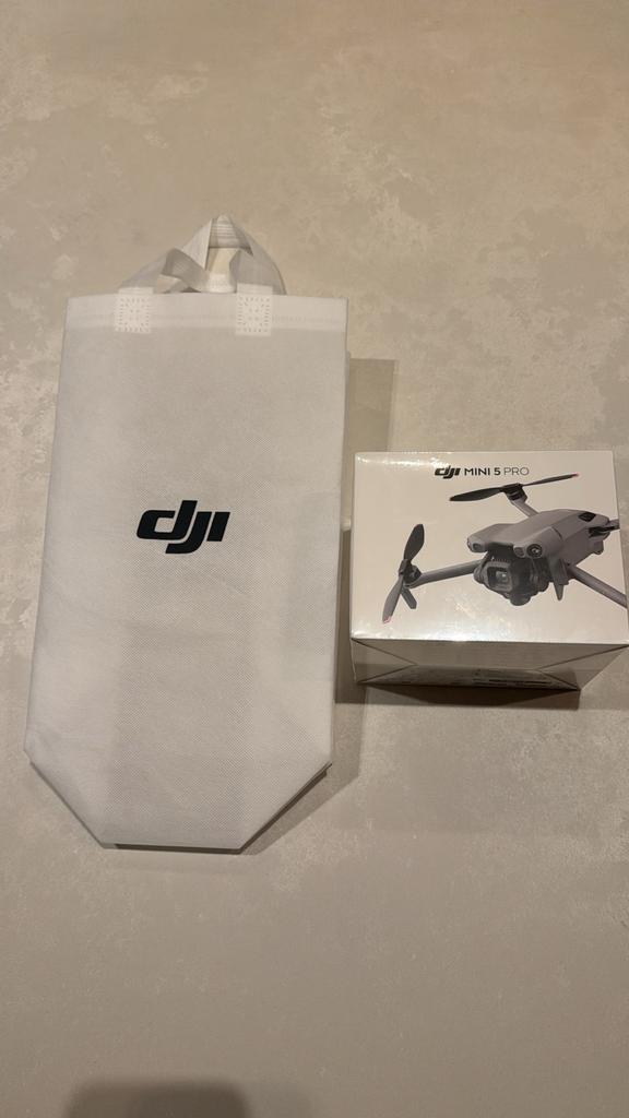 DJI Mini 5 Pro - Nieuw in doos!, Audio, Tv en Foto, Drones, Nieuw, Drone met camera, Ophalen of Verzenden