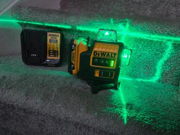Dewalt 360 kruislijnlaser compleet! (zo goed als nieuw!!) beschikbaar voor biedingen