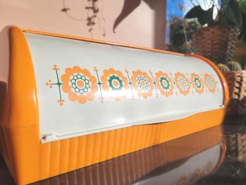 Retro broodtrommel  beschikbaar voor biedingen