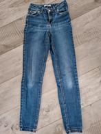 NA-KD jeans maat 32 in nette staat, Meisje, Gebruikt, Ophalen of Verzenden, Broek