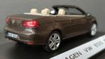 Volkswagen VW Eos mk2 2011 1:43 Kyosho Pol, Hobby en Vrije tijd, Modelauto's | 1:43, Ophalen of Verzenden, Zo goed als nieuw, Auto