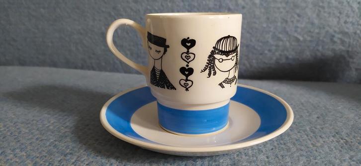 Sphinx Maastricht  Family Gay koffie kop Nina Matheson, Verzamelen, Porselein, Kristal en Bestek, Zo goed als nieuw, Kop en/of schotel