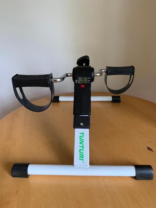 Stoelfiets Tunturi, Sport en Fitness, Fitnessapparatuur, Zo goed als nieuw, Stoelfiets, Armen, Benen, Metaal, Ophalen