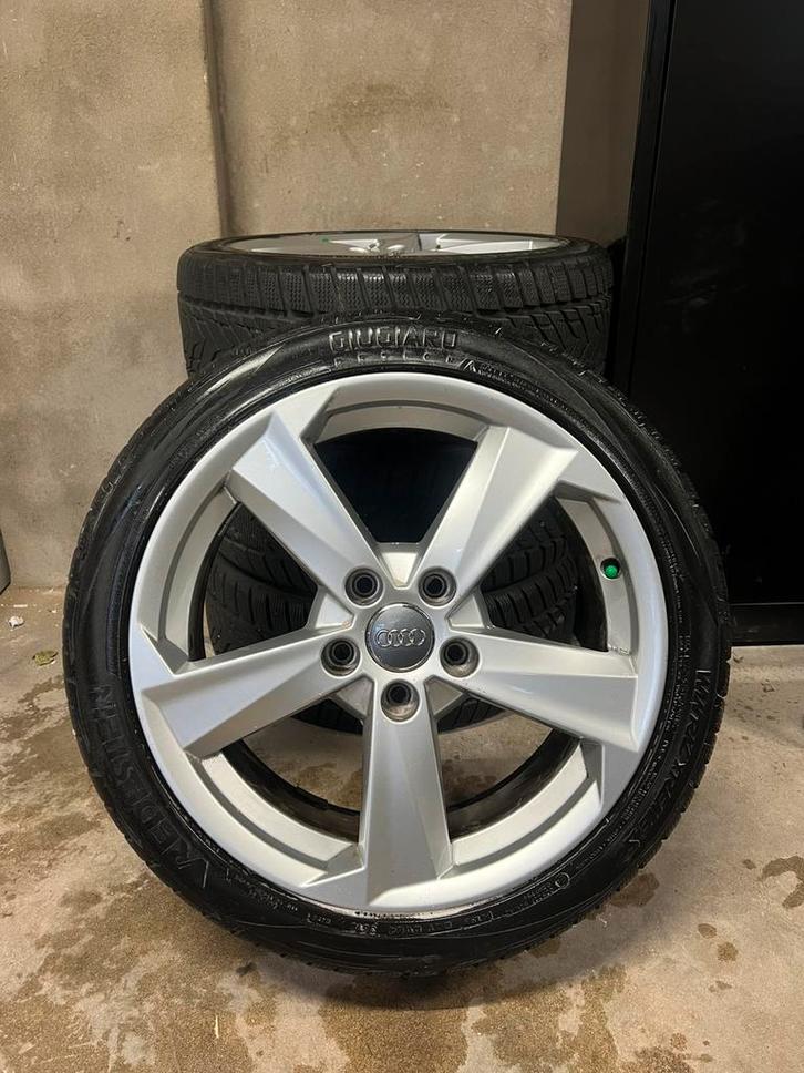 Originele Audi 17 inch winterset – 215/40 R17 – 5x112, Auto-onderdelen, Banden en Velgen, Banden en Velgen, Winterbanden, 17 inch