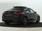 Mercedes-Benz A-Klasse 250 e Business Solution AMG | Nightpa, Auto's, Mercedes-Benz, 1610 kg, Alcantara, Zwart, Plug-in hybride