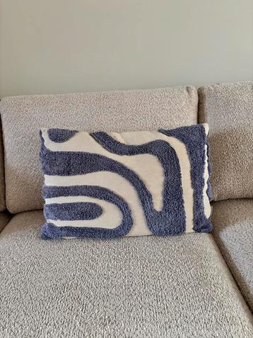 FonQ Sierkussen Blauw/Wit beschikbaar voor biedingen