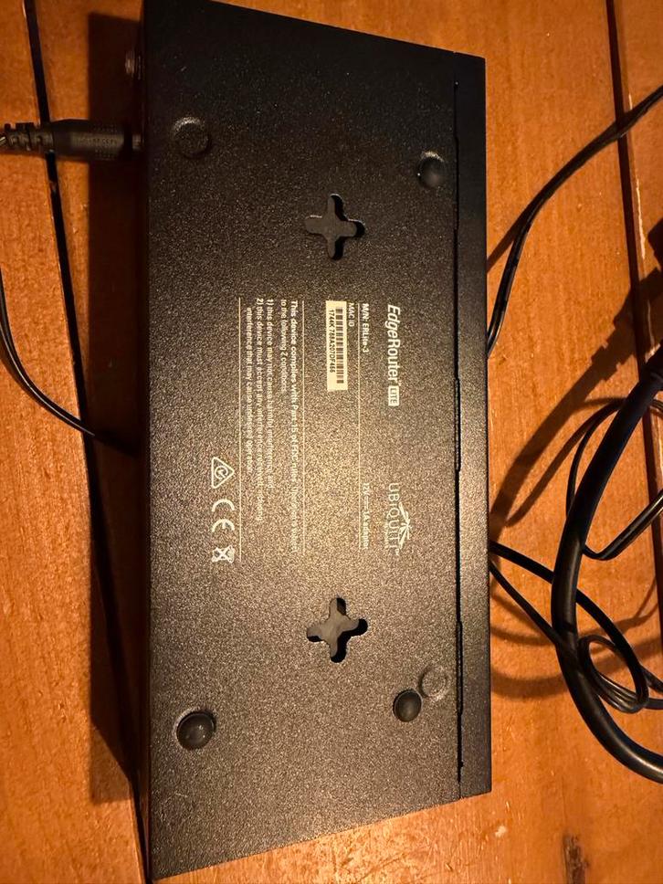Ubiquiti EdgeRouter Lite - Krachtige Router, Computers en Software, Routers en Modems, Gebruikt, Router, Verzenden