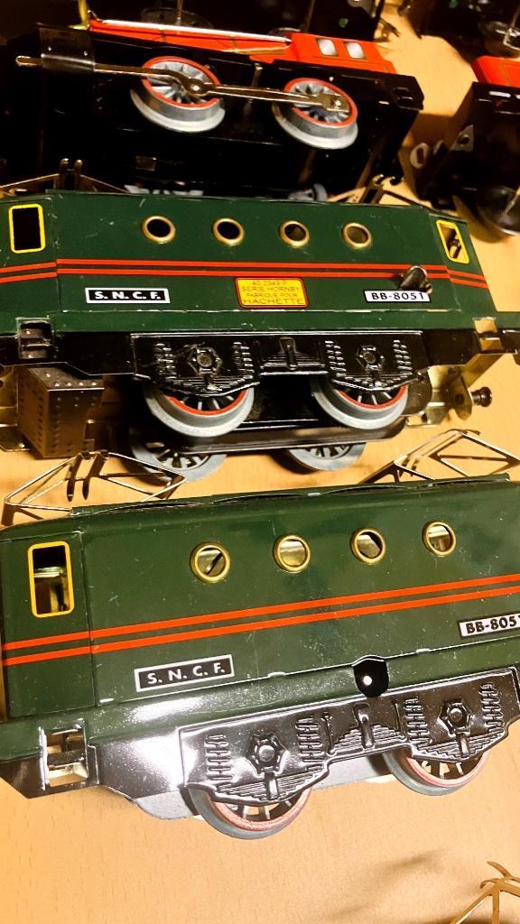 Hachette Hornby Schaal 0 Locomotief en wagons, Antiek en Kunst, Antiek | Speelgoed, Ophalen of Verzenden