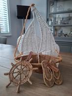Riviera Maison  - rattan bootje, slippers & roer, Huis en Inrichting, Ophalen, Zo goed als nieuw