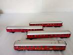 4 rode wagons DB waarvan 1 DSG, Ophalen, Gelijkstroom of Wisselstroom, Wagon, Zo goed als nieuw